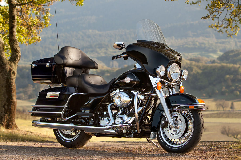 moto de location Harley-Davidson Electra Glide