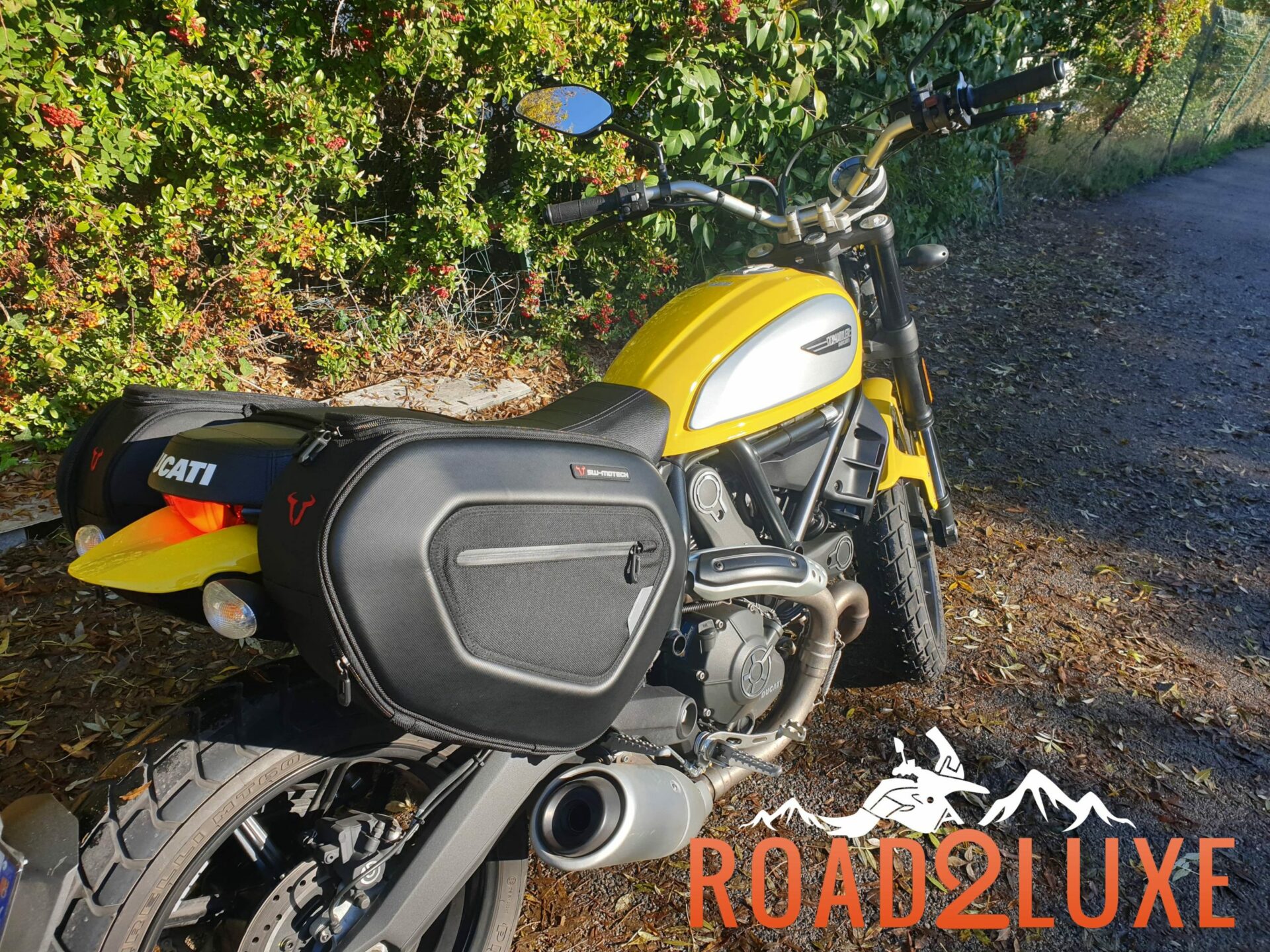 Location moto Ducati Scrambler 800 Marseille