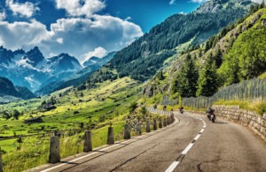 Voyage moto guidée Alpes